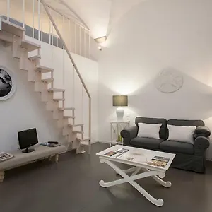  Apartment La Casa Bianca Italy