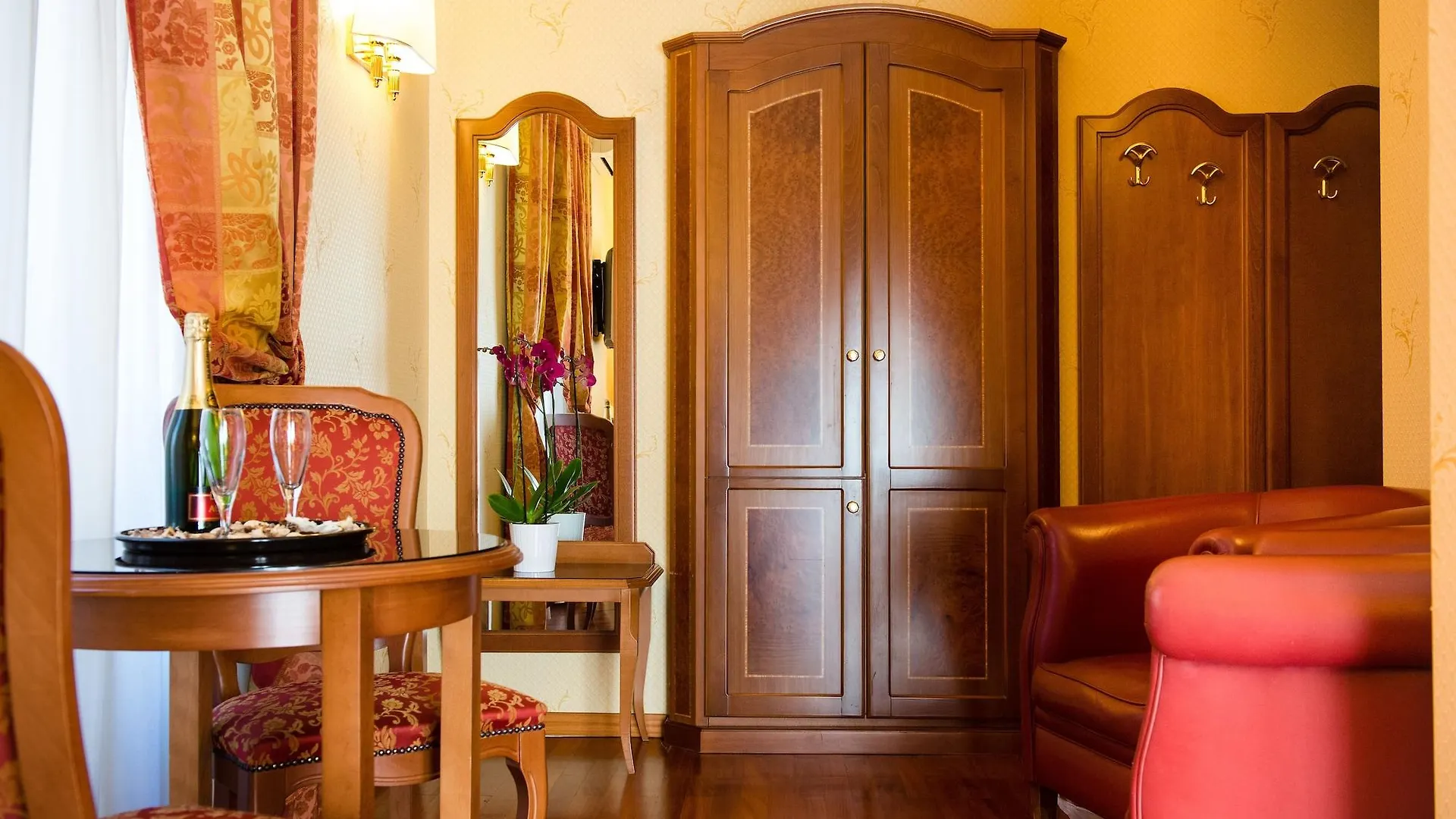 Hotel Amadeus Rome 3*,  Italy