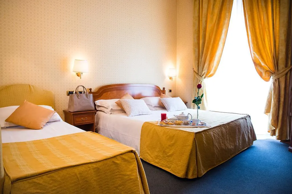 Hotel Amadeus Rome 3*,