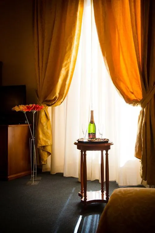 ***  Hotel Amadeus Rome Italy