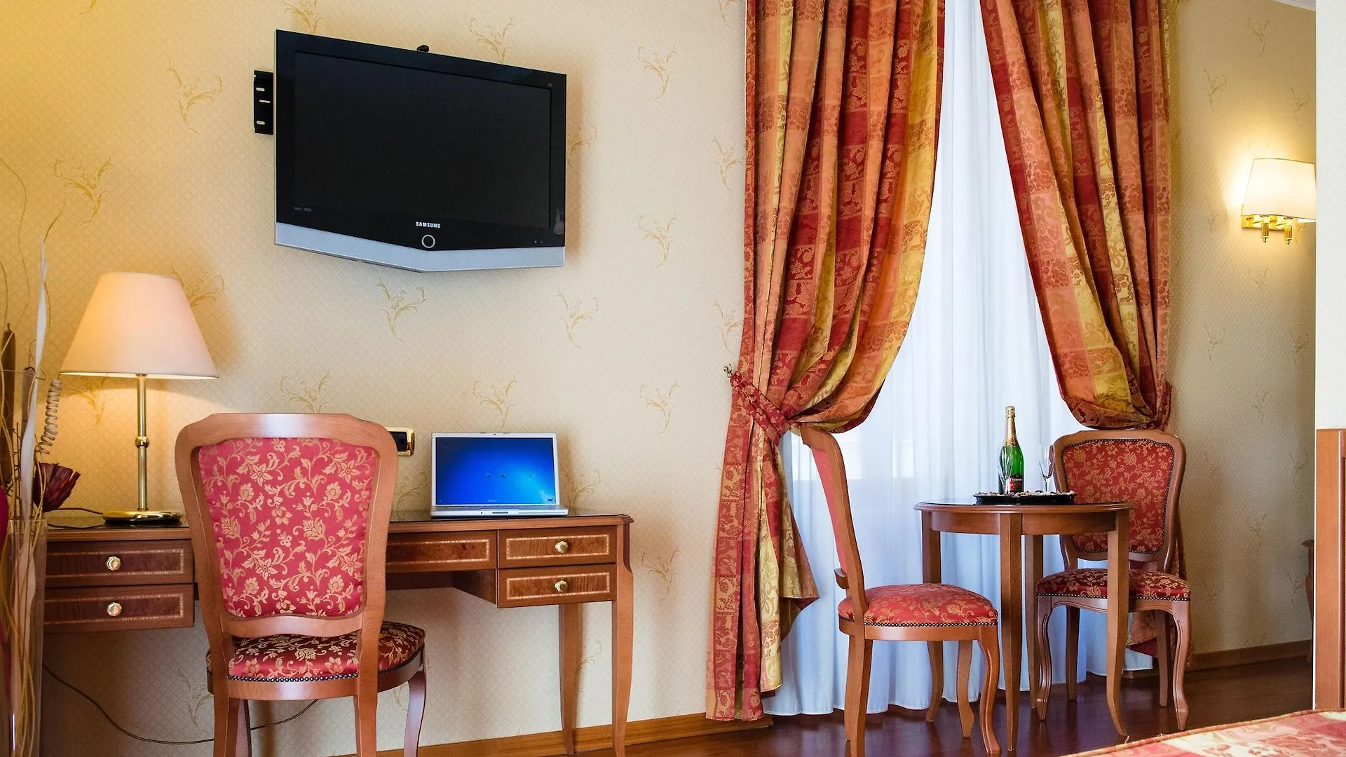 Hotel Amadeus Rome Italy
